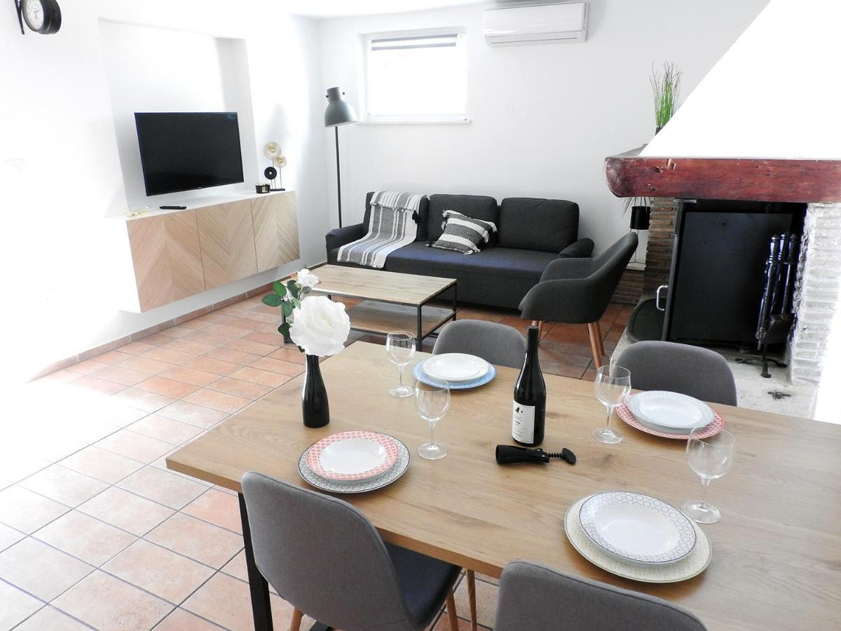Apartment Lu, Stinjan - 普拉 外观 照片